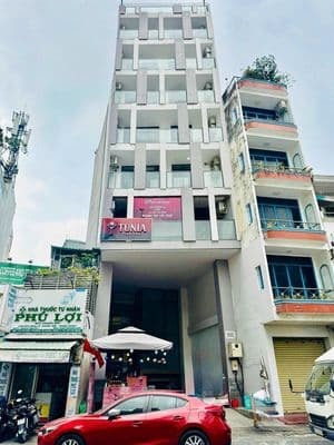 Cho thuê tòa nhà mặt tiền - sử dụng 250m2 trung tâm quận 1