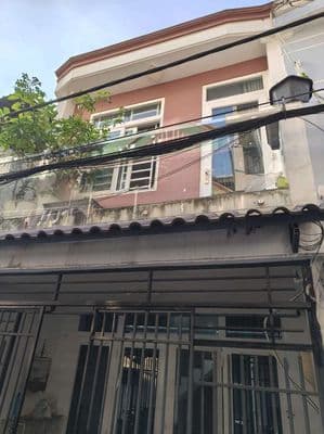 chính chủ đang ở cần bán căn nhà tâm huyết vị trí đẹp