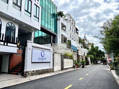 Cho thuê nhà nguyên căn mặt tiền đường trần quý khoách, quận 1