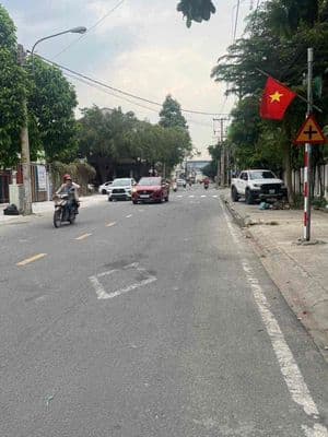 chính chủ bán nhà D35 KDC Việt Sing