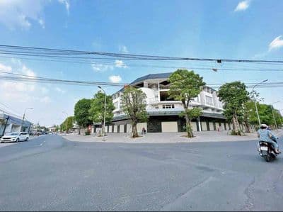 Nhà lầu Mặt Tiền Nguyễn Văn Hoa phường Thống Nhất - chỉ 5 tỷ