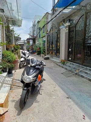 NHÀ TRỆT MỚI ĐẸP CẦN TIỀN BÁN GẤP GIÁ RẺ HƠN NỀN