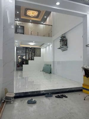 Gấp ! Bán nhà Mặt Tiền đường Tân Quý
