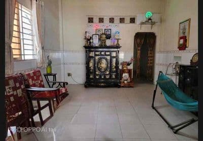 Nhà HXH ,, DT 100m2 Chỉ 5,8 Tỷ TL .Đường Trường Chinh Vị trí đẹp