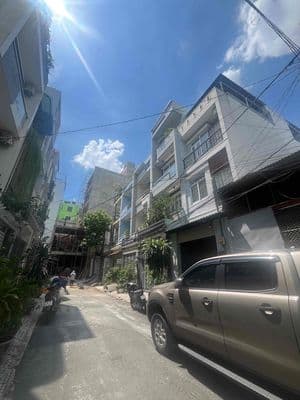 Nhà 4 tầng Phạm Văn Bạch gần chợ Tân Trụ giá nhỉnh 8 tỷ