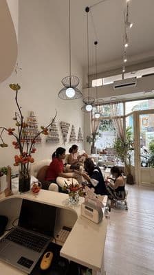 Cho thuê mặt bằng nail đã set up đầy đủ