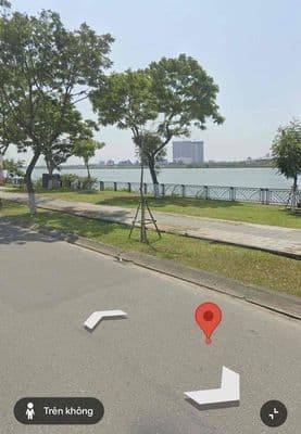 Cho thuê lô đất mặt tiền Trần Hưng Đạo , 200m2 , ngang 10m , hđ 5 năm