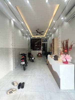 Cần cho thuê Mặt Bằng 520A Đường Âu Cơ P.10 Q.Tân Bình
