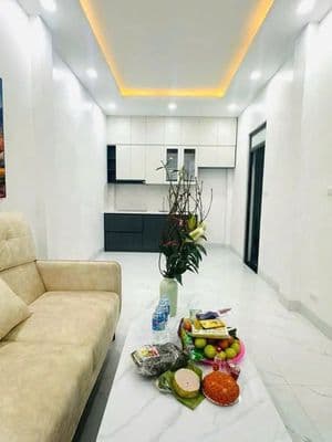 bán nhà 33m2 Hoàng Mai sổ đỏ riêng