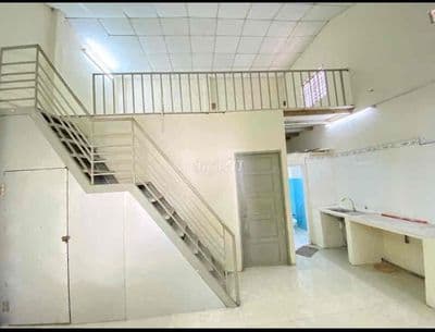 NHÀ CẤP 4 NGANG 5,7 x 10 - CN 57,5M2 - SỔ VUÔNG A4, SÁT LÊ VĂN VIỆT