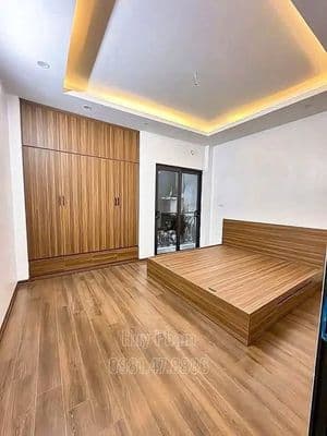 bán nhà 37m2 Trần Khát Chân 5 tầng mới