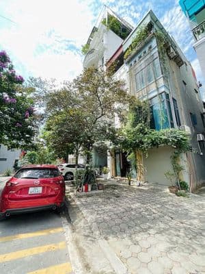 bán nhà phố thanh am vỉa hè ô tô tránh