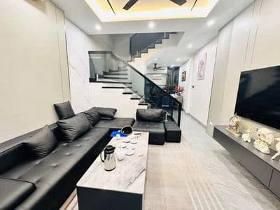 bán nhà 45m2 Nam Dư giá 7.5 tỷ