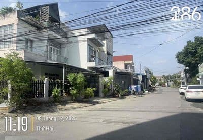 Ngộp Giảm Giá bán gấp Căn Góc 1 xẹt QL13 Phường Hiệp Thành TDM BD