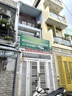 CHDV 5 phòng giáp Quận 1, hẻm ô tô 5m, 62m², dòng tiền tốt