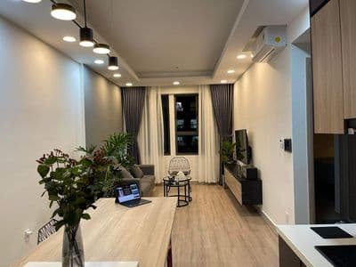 Cho thuê căn góc 2pn2wc, 60m2, có nội thất giá 7.5tr ở liền