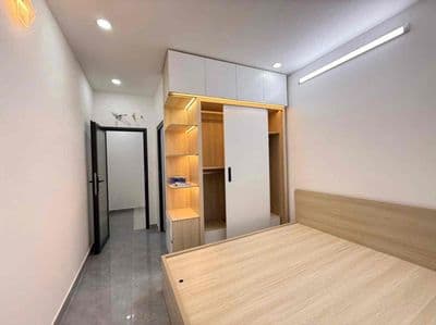 CHO THUÊ NC 2L 3PN 3WC - HẺM XH HTP - SẴN NT CƠ BẢN