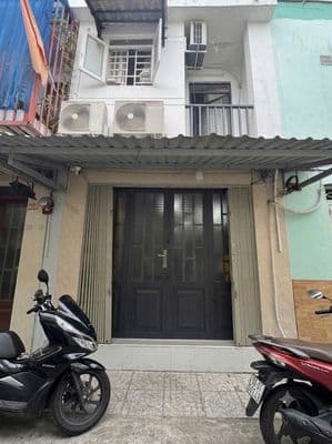 NHÀ DSH 880TR TRỆT 1 LẦU - LONG HẬU - GIÁP NHÀ BÈ 1.5KM