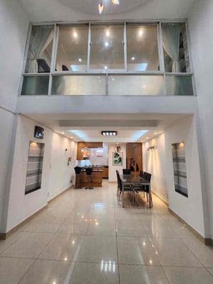 Nhà đẹp vừa ở vừa kinh doanh ngay trung tâm q.10