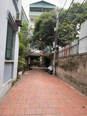 Ô tô đỗ phố Thanh Lân 30m2 x 5T giá 6.4 tỷ sổ CC bao QH có TL