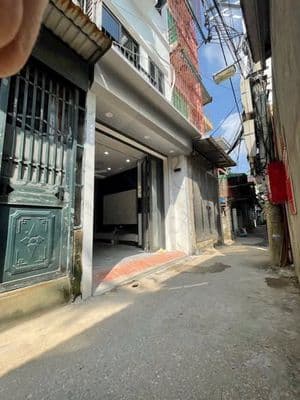 bán nhà 34m2 Hoàng Mai gần hồ