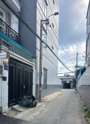 NHÀ ĐẸP 1 TRỆT 2 LẦU 4PN HẺM OTO - ĐƯỜNG 11 TRƯỜNG THỌ, THỦ ĐỨC