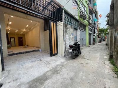 bán nhà đẹp 6 tầng Long Biên ô tô đỗ cổng