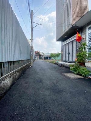 5 lô đất F0 gần ngay CC 4S Linh Đông, 130m2, 5.86x22.