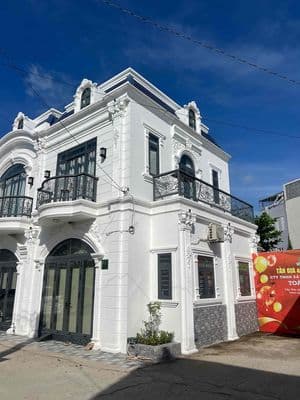 Nhà Lầu Gốc 2 mặt tiền hẻm xe hơi giáp ranh khu Đại Ngân giá chỉ 3ty39