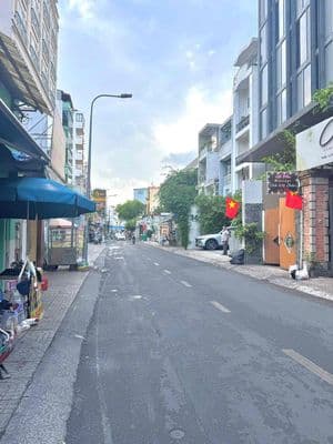 Nhà mặt tiền quận 3 kinh doanh tự do