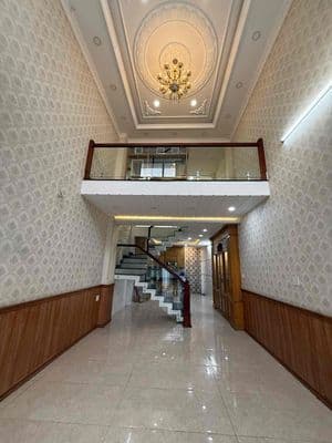 Nhà Đẹp Trường Chinh – 5 Tầng, Hoàn Công Đủ, Vào Ở Ngay