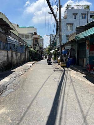 NHÀ 2 TẦNG KIÊN CỐ Ở NGAY - 60,3 m2 - GIÁP MT BÙI QUANG LÀ GV - CHỈ 4