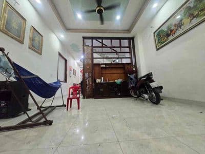 Nhà mặt tiền 100m2 ngay Phạm Văn Đồng Linh Tây Thủ Đức 6 tỷ hơn
