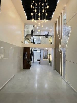 Bán nhà LẠC LONG QUÂN HXH CÓ THANG MÁY -TẶNG FULL NỘI THẤT - Quận 11