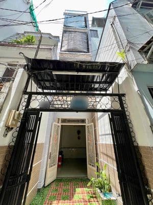 NHÀ NGUYÊN CĂN HOÀNG MINH GIÁM – SÁT VÁCH SÂN BAY & CV GIA ĐỊNH