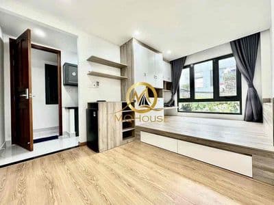 Căn Hộ 1PN Full Cửa Sổ Trời - Sát Mặt Tiền 5p ra Toà nhà Viettle Q10
