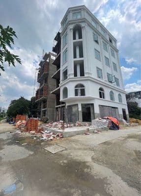 NHÀ ĐẸP AN PHÚ ĐÔNG – VIEW SÔNG – XE HƠI NGỦ TRONG NHÀ