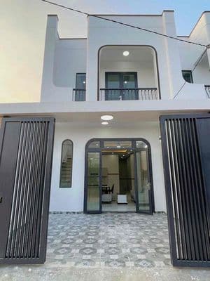 Bán nhà đẹp giá cả ưu đãi
