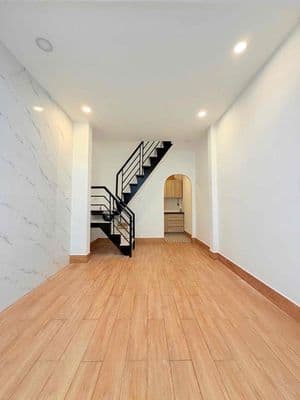 NHÀ BÁN GO DẦU TÂN PHÚ, FULL NÔI THẤT 2 TẦNG THUẬN TIỆN DI CHUYỂN