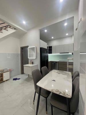 SIÊU PHẨM nhà đẹp ngay Hồ Bá Phấn, Q9