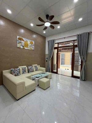 Chủ bán nhà mặt tiền đường 385 lê hồng phong gần chợ
