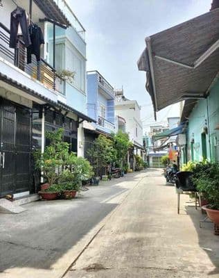 NGANG 4.5 X 11 - NHỈNH 3 TỶ - HẺM Ô TÔ - LÊ VĂN QUỚI , BÌNH TÂN