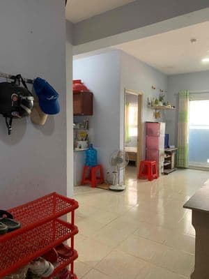 Căn hộ tầng 5 tại HQC PLaza có 2PN vào ở liền,hướng mát