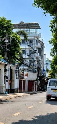 Đất góc 2 mặt tiền linh đông – xây dựng được 1 trệt 3 lầu + sân thượng