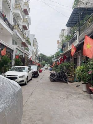 NHÀ KHU TRUNG TÂM PHƯỜNG TÂN THỚI HIỆP QUẬN 12