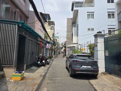 cho thuê mặt bằng 3mx10m hẻm xe hơi , lối đi riêng , có thể ngủ lại