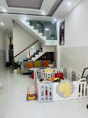 BÁN GẤP NHÀ 2 TẦNG MẶT TIỀN BÌNH THÁI 4 CHỈ NHỈNH NHẸ 4TY