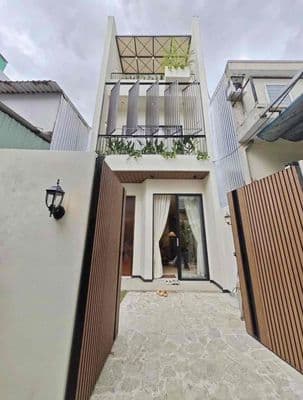 Homestay 3 tầng 100m2 có hồ bơi kiệt hà huy tập
