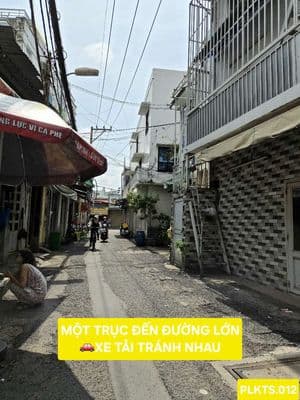 HỒ XUÂN HƯƠNG BT GIÁP Q.1 CÁCH NĂM CĂN RA MẶT TIỀN ĐƯỜNG LỚN