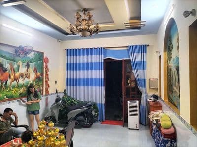 gấp lắm ạ giảm sốc 650t. từ 3,75ty xuống 3,1 tỷ e bao rẻ nhất pht3